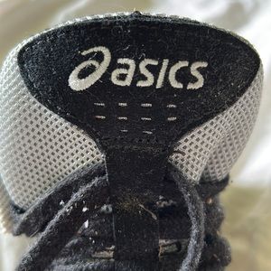 Men’s wrestling shoes. Like new. Maybe worn once.